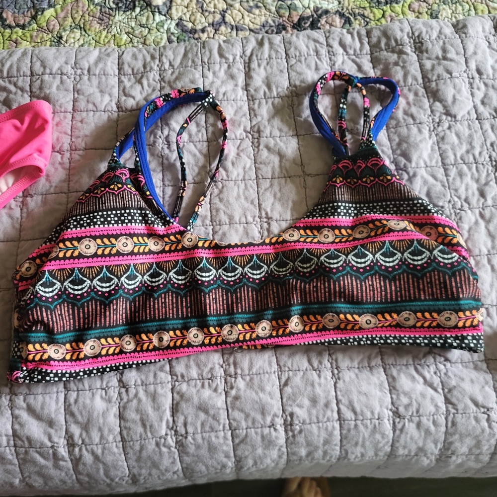Bathing suit Swim Suit top Size XL By No Boundries